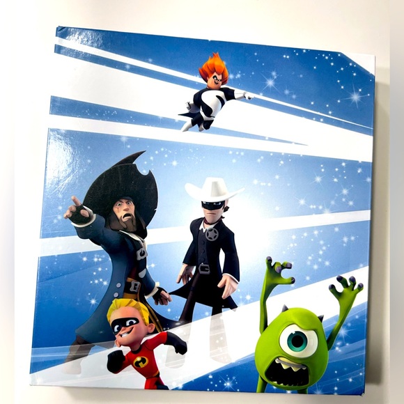 Disney Infinity - Power Disc Collector’s Book (Disc’s NOT Included) 🥏 - Picture 3 of 7
